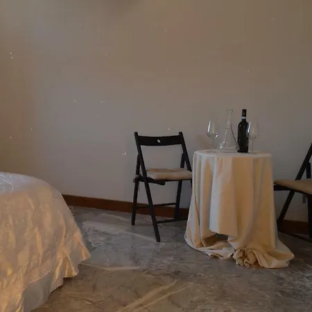 Balcony Colosseum View * Rom