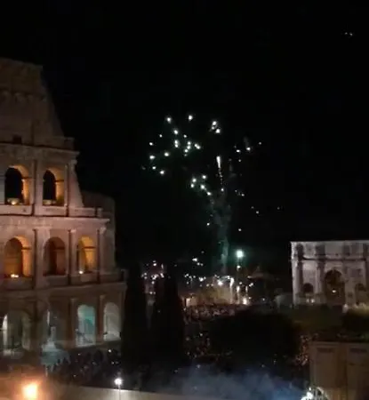 Balcony Colosseum View * Rome