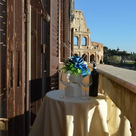 Balcony Colosseum View *